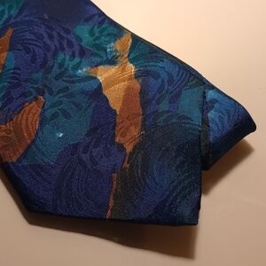 Towncraft Silk Tie in Blue and Teal with Gold Highlights